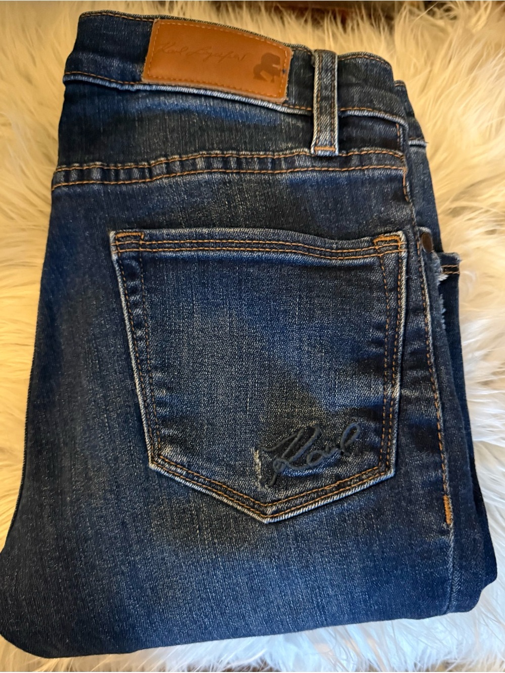 KARL LAGERFELD Dark Blue Distressed Denim Cropped Jeans with Frayed Side Trim. - Picture 2 of 8